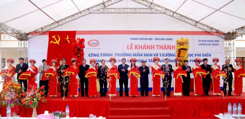 Khánh thành